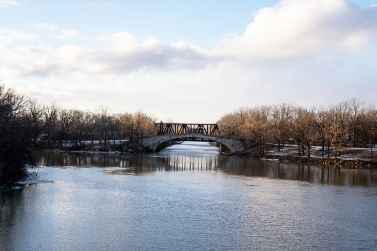 Canal:River2