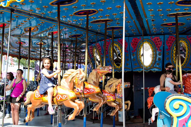 Merry-g-round2