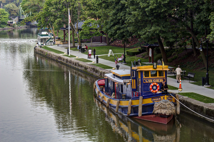 CanalBoatHDR_blog