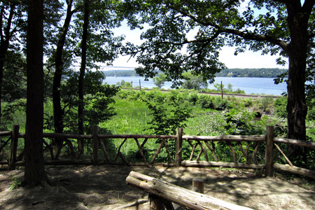 ViewofHudsonw