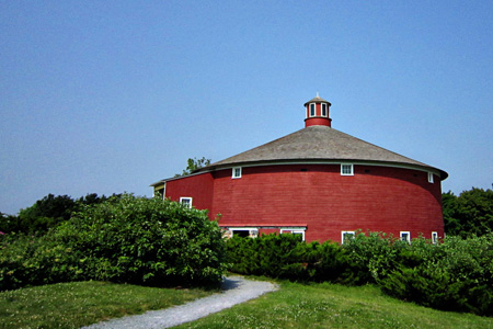 RoundBarn2w