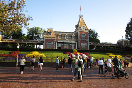 DisneyEntrancew