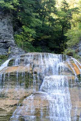Lowerfalls_w